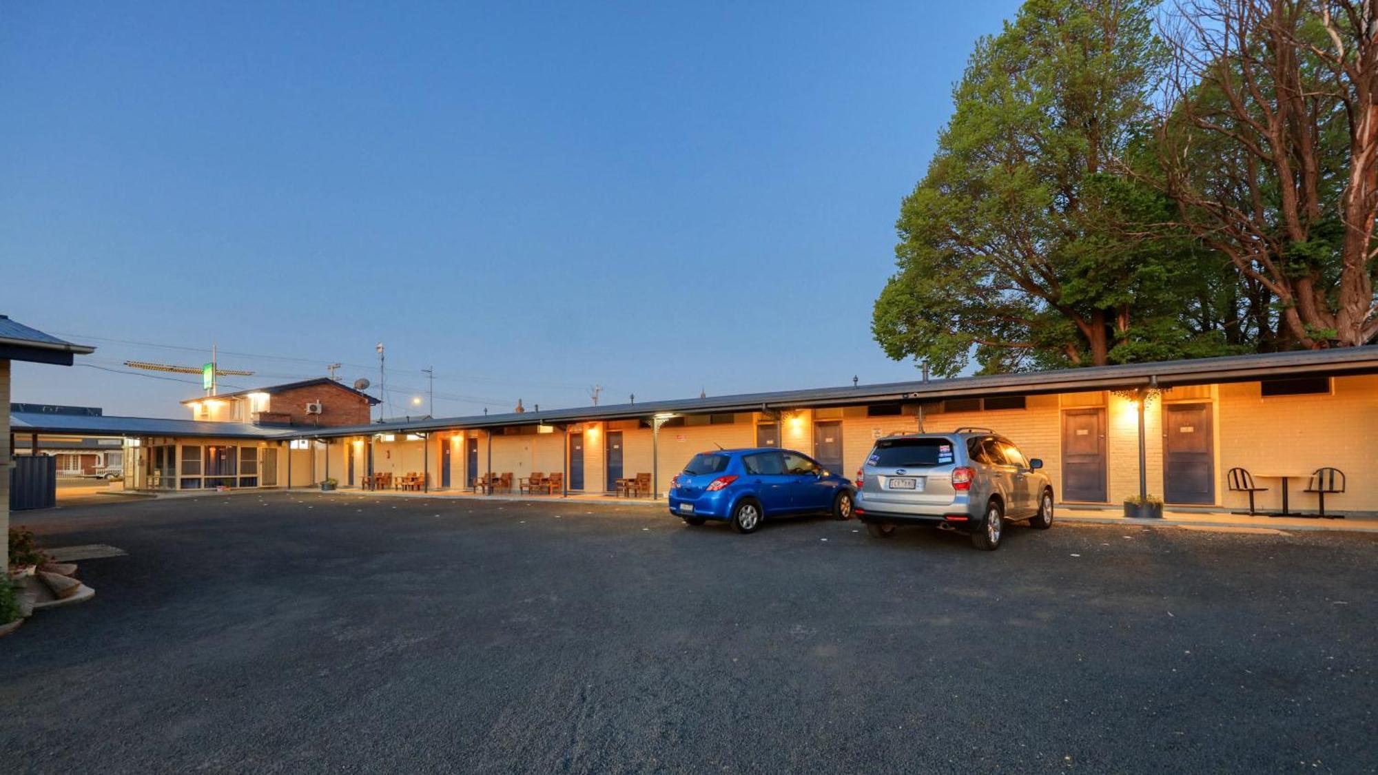 Cbd Gi Motel Glen Innes Kültér fotó